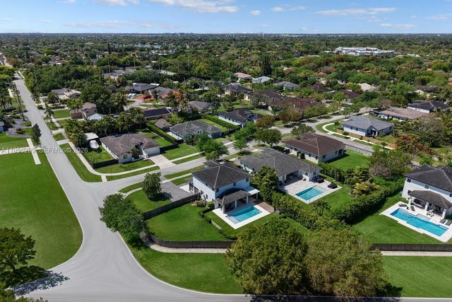 19781 SW 84th Ct, Cutler Bay, FL 33189