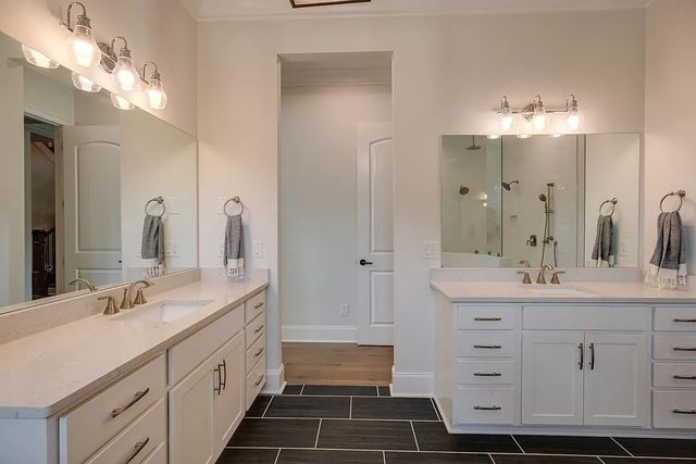 1920 Campfire Ct, Brentwood, TN 37027