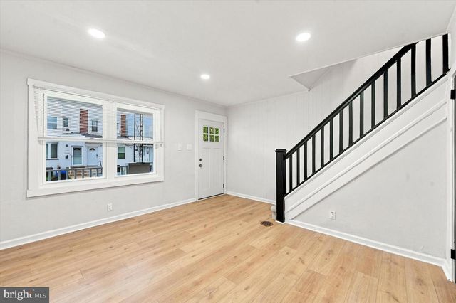 2605 S ROBINSON ST, Philadelphia, PA 19142
