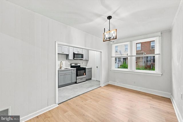 2605 S ROBINSON ST, Philadelphia, PA 19142