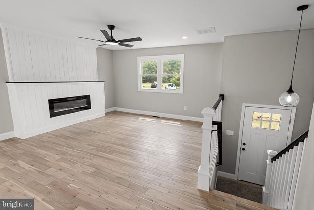 48 LAY DR, Franklinville, NJ 08322