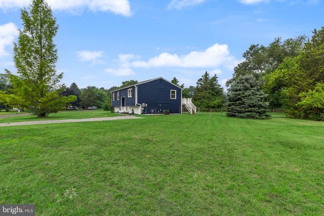 48 LAY DR, Franklinville, NJ 08322