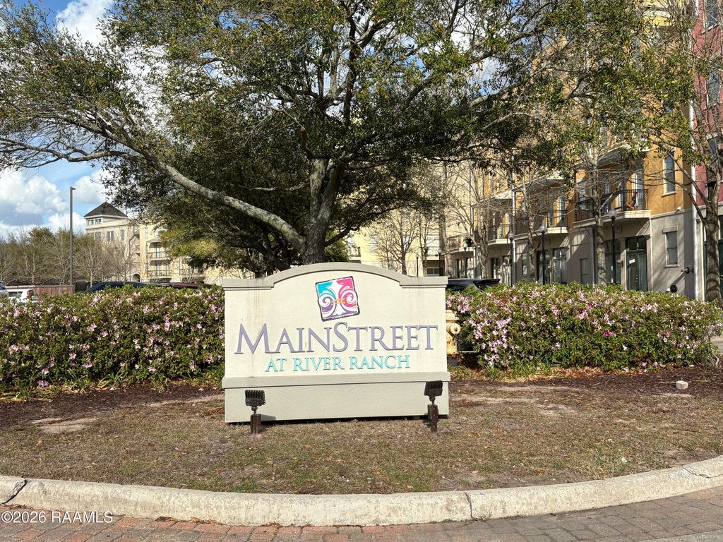 201 Settlers Trace Boulevard 3412, Lafayette, LA 70508