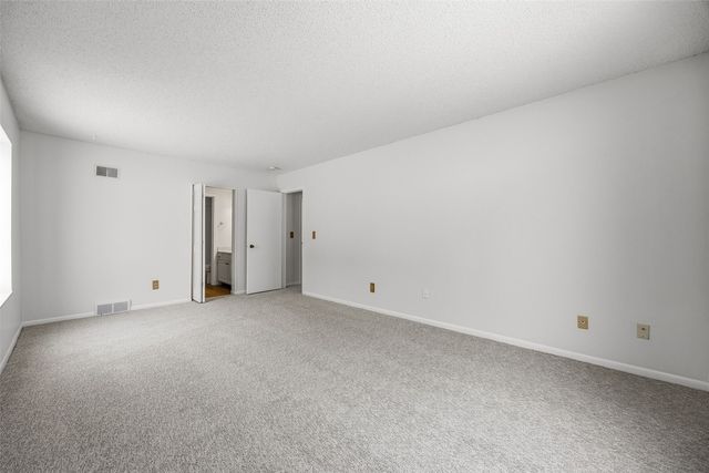 2131 1st Avenue SE 116, Cedar Rapids, IA 52403