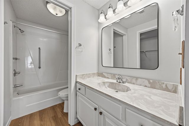 2131 1st Avenue SE 116, Cedar Rapids, IA 52403