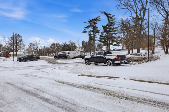 2131 1st Avenue SE 116, Cedar Rapids, IA 52403