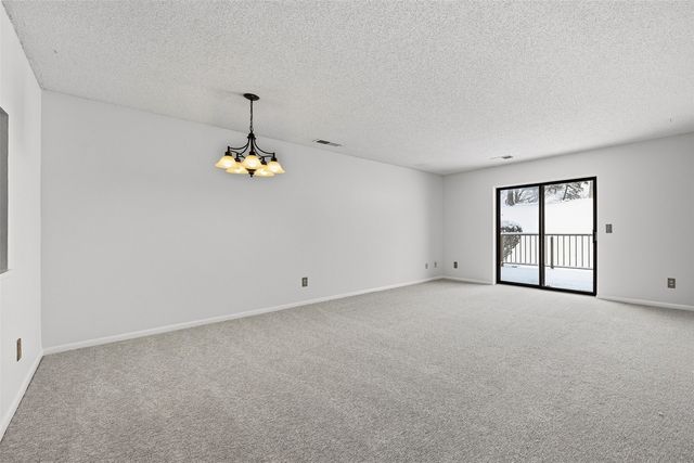 2131 1st Avenue SE 116, Cedar Rapids, IA 52403