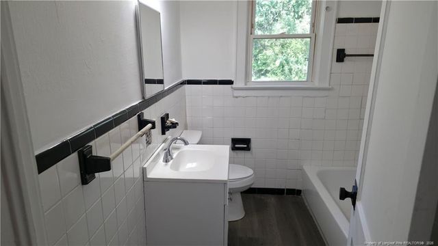 217 Sunset Avenue, Fayetteville, NC 28301