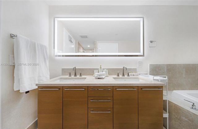 17001 Collins Ave 1807, Sunny Isles Beach, FL 33160