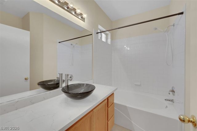 10356 Rocky Waters Avenue, Las Vegas, NV 89129