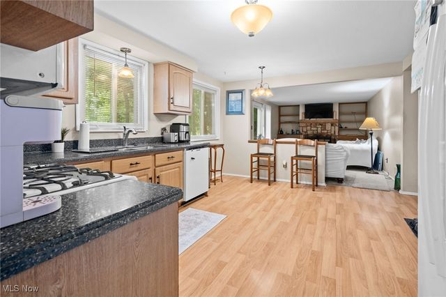 1620 Sapphire Drive, Hudson, OH 44236