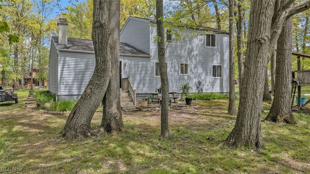 1620 Sapphire Drive, Hudson, OH 44236