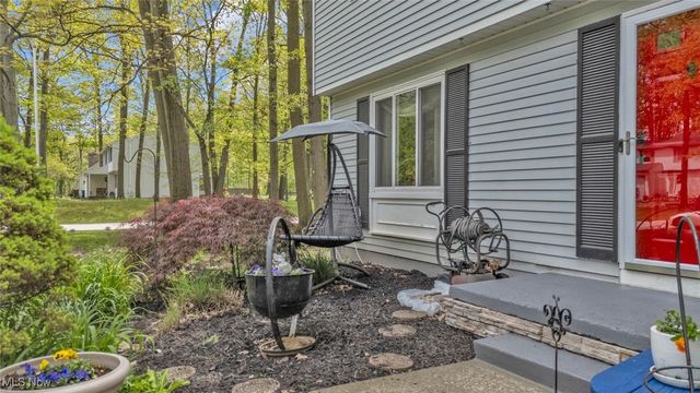 1620 Sapphire Drive, Hudson, OH 44236
