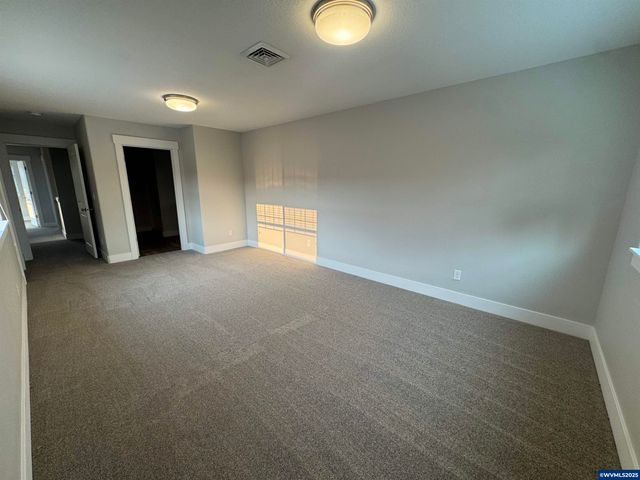 1055-1057 Big Fir Pl S, Salem, OR 97306