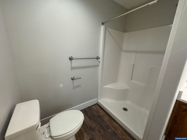 1055-1057 Big Fir Pl S, Salem, OR 97306
