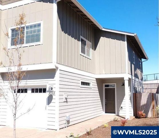 1055-1057 Big Fir Pl S, Salem, OR 97306