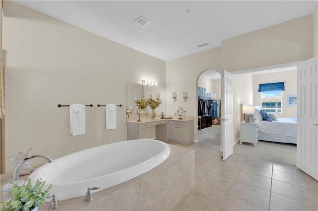 21536 Taft CT 203, Estero, FL 33928