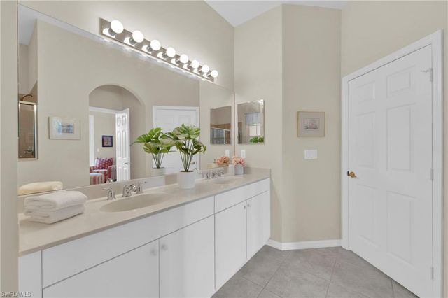 21536 Taft CT 203, Estero, FL 33928