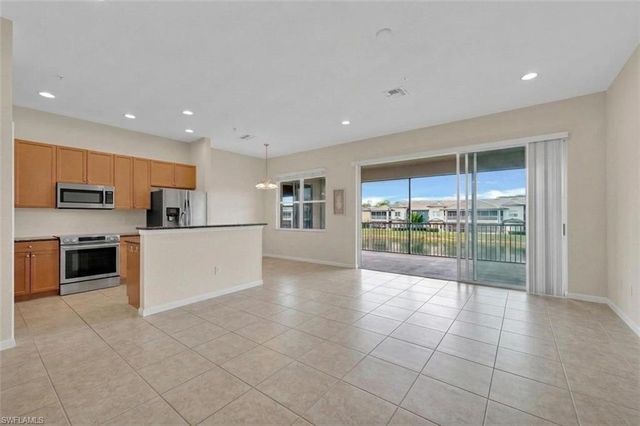 21536 Taft CT 203, Estero, FL 33928