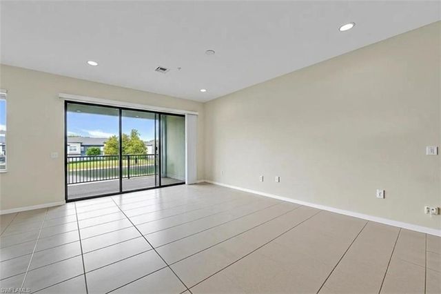 21536 Taft CT 203, Estero, FL 33928