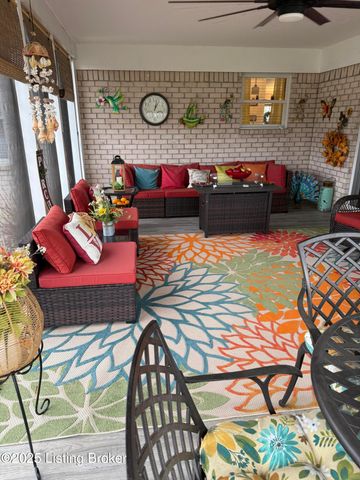 1180 S Sanders Ln, Lebanon Junction, KY 40150