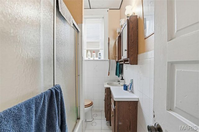 4372 Ellenwood Avenue, St Louis, MO 63116