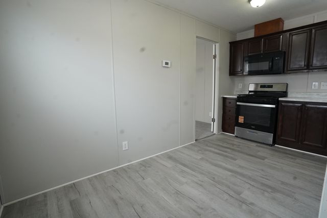 1906 Hawk Drive, Kalamazoo, MI 49008