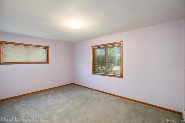 51341 Neumaier Drive, Shelby Charter Township, MI 48316