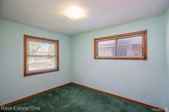 51341 Neumaier Drive, Shelby Charter Township, MI 48316