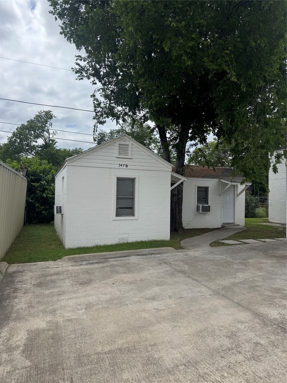 347 N Cherry Lane 347B, White Settlement, TX 76108