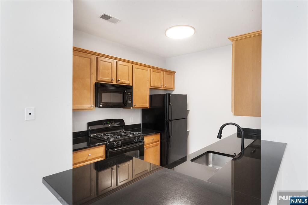 1100 Sterling Drive 710, Franklin Lakes, NJ 07417