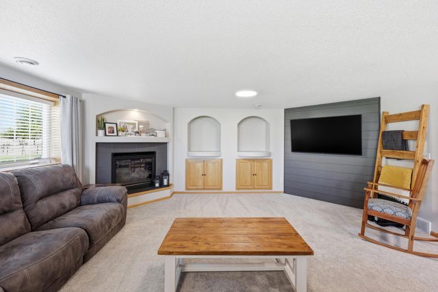 3124 11th Avenue S, Moorhead, MN 56560