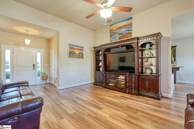 360 Huntwood Drive, Roebuck, SC 29349