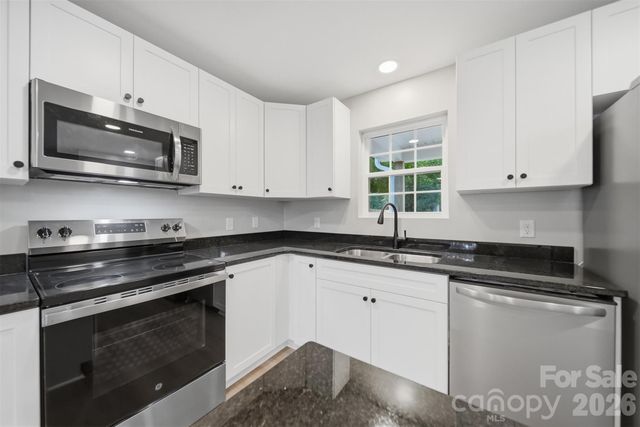 375 Shasta Lane SW, Lenoir, NC 28645