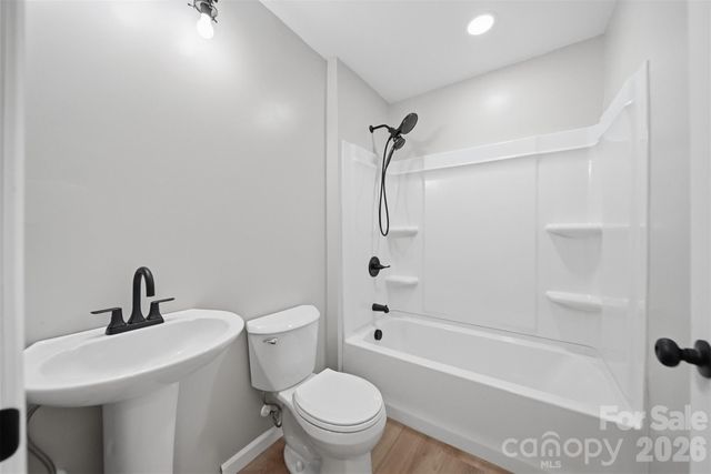 375 Shasta Lane SW, Lenoir, NC 28645