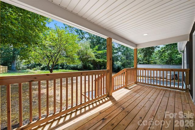 375 Shasta Lane SW, Lenoir, NC 28645