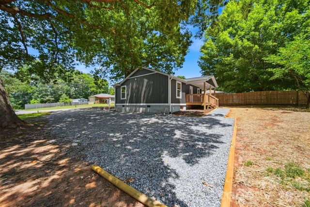 375 Shasta Lane SW, Lenoir, NC 28645