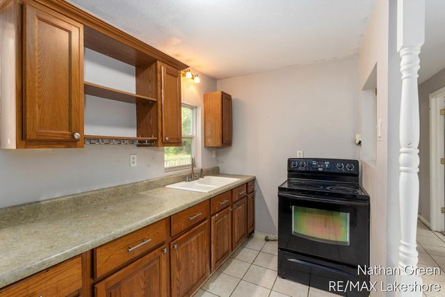 1267 Chatterson Road, Egelston Twp, MI 49442