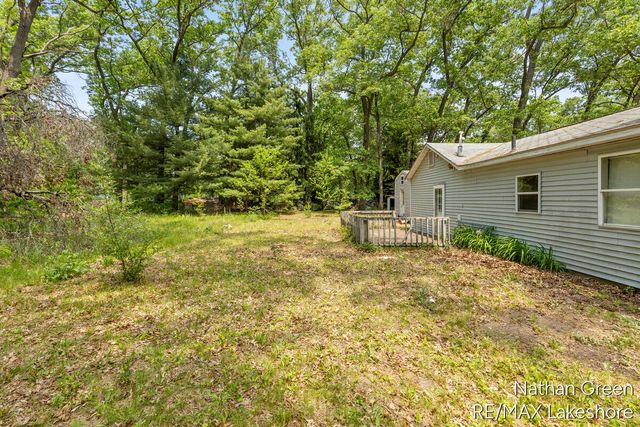 1267 Chatterson Road, Egelston Twp, MI 49442