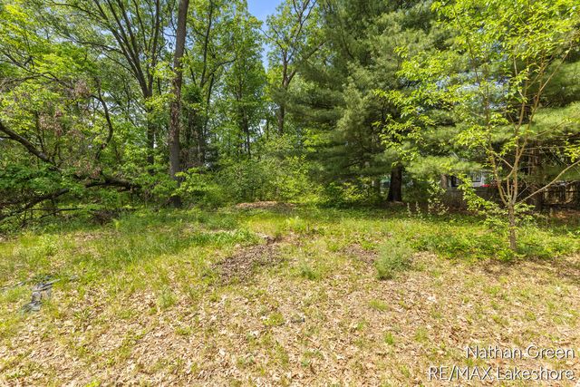 1267 Chatterson Road, Egelston Twp, MI 49442