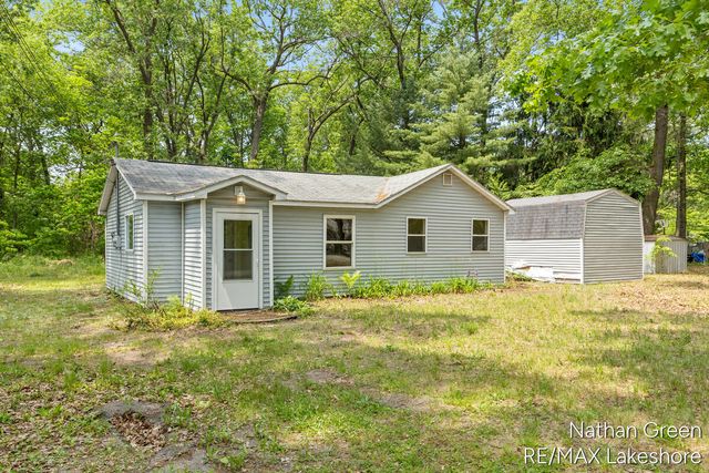 1267 Chatterson Road, Egelston Twp, MI 49442