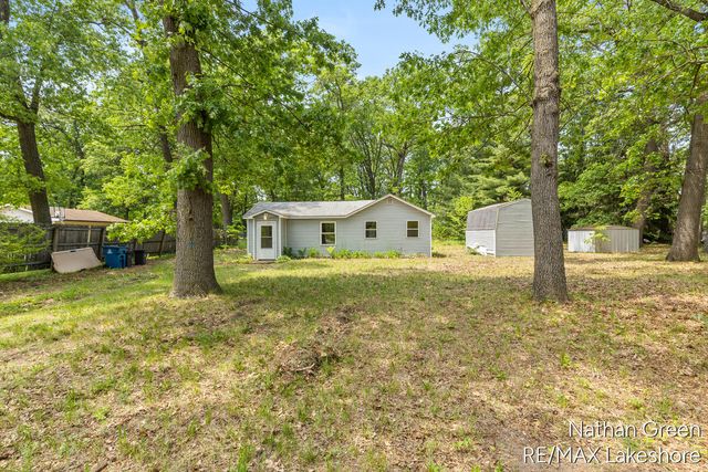 1267 Chatterson Road, Egelston Twp, MI 49442