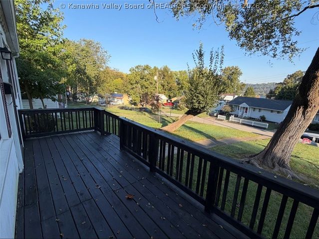 2913 Pence Street, South Charleston, WV 52303