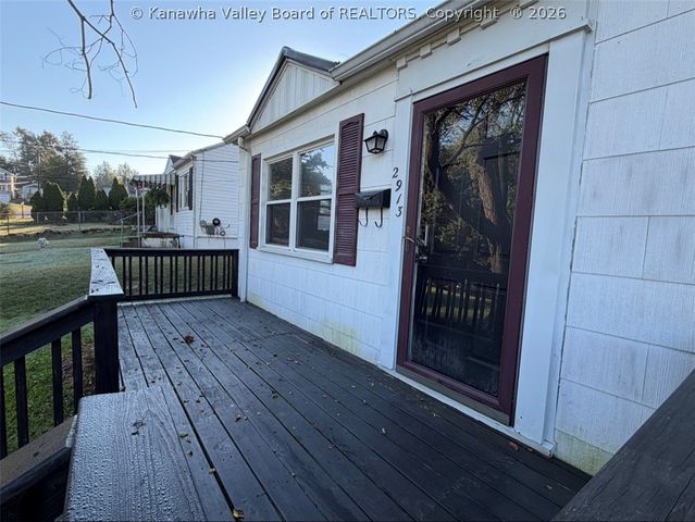 2913 Pence Street, South Charleston, WV 52303