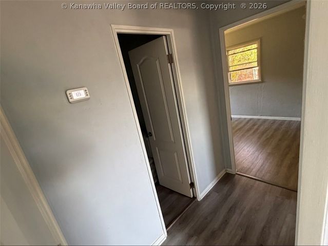 2913 Pence Street, South Charleston, WV 52303