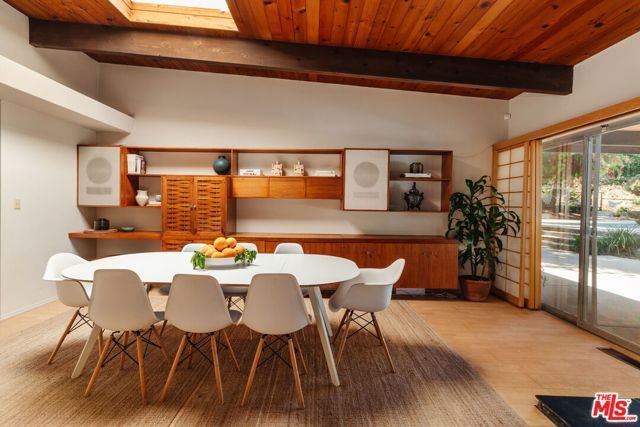 3493 Valley Meadow Road, Sherman Oaks, CA 91403