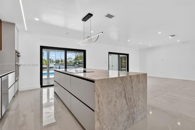 607 Layne Boulevard, Hallandale Beach, FL 33009
