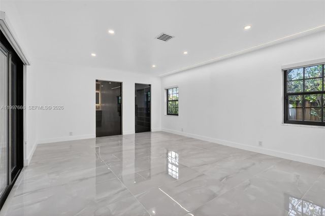 607 Layne Boulevard, Hallandale Beach, FL 33009