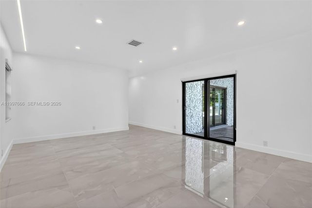 607 Layne Boulevard, Hallandale Beach, FL 33009