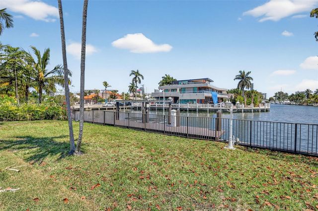 607 Layne Boulevard, Hallandale Beach, FL 33009